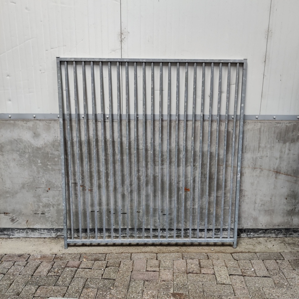 1,5m spijlen 5cm, gebruikt