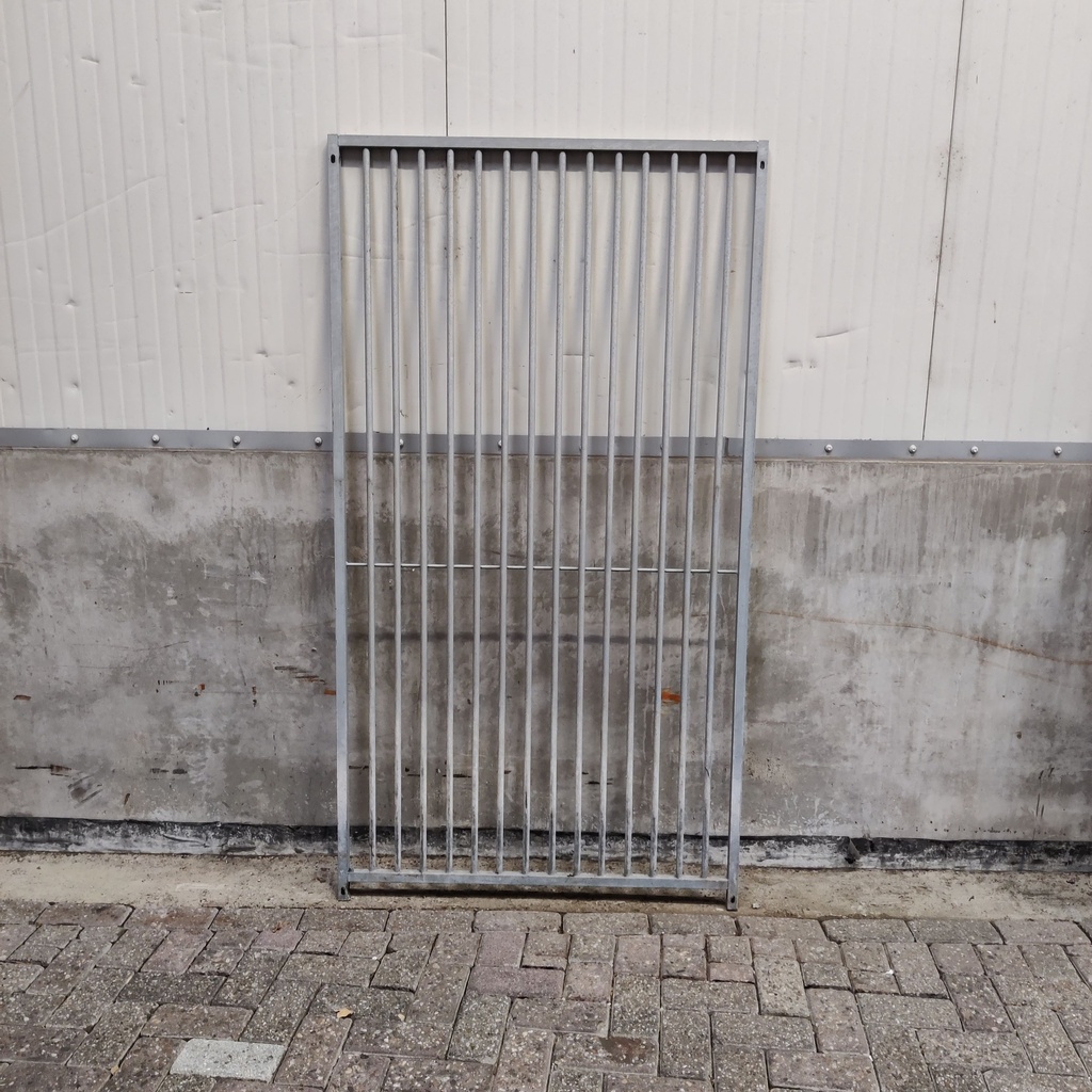1m spijlen 5cm, gebruikt 