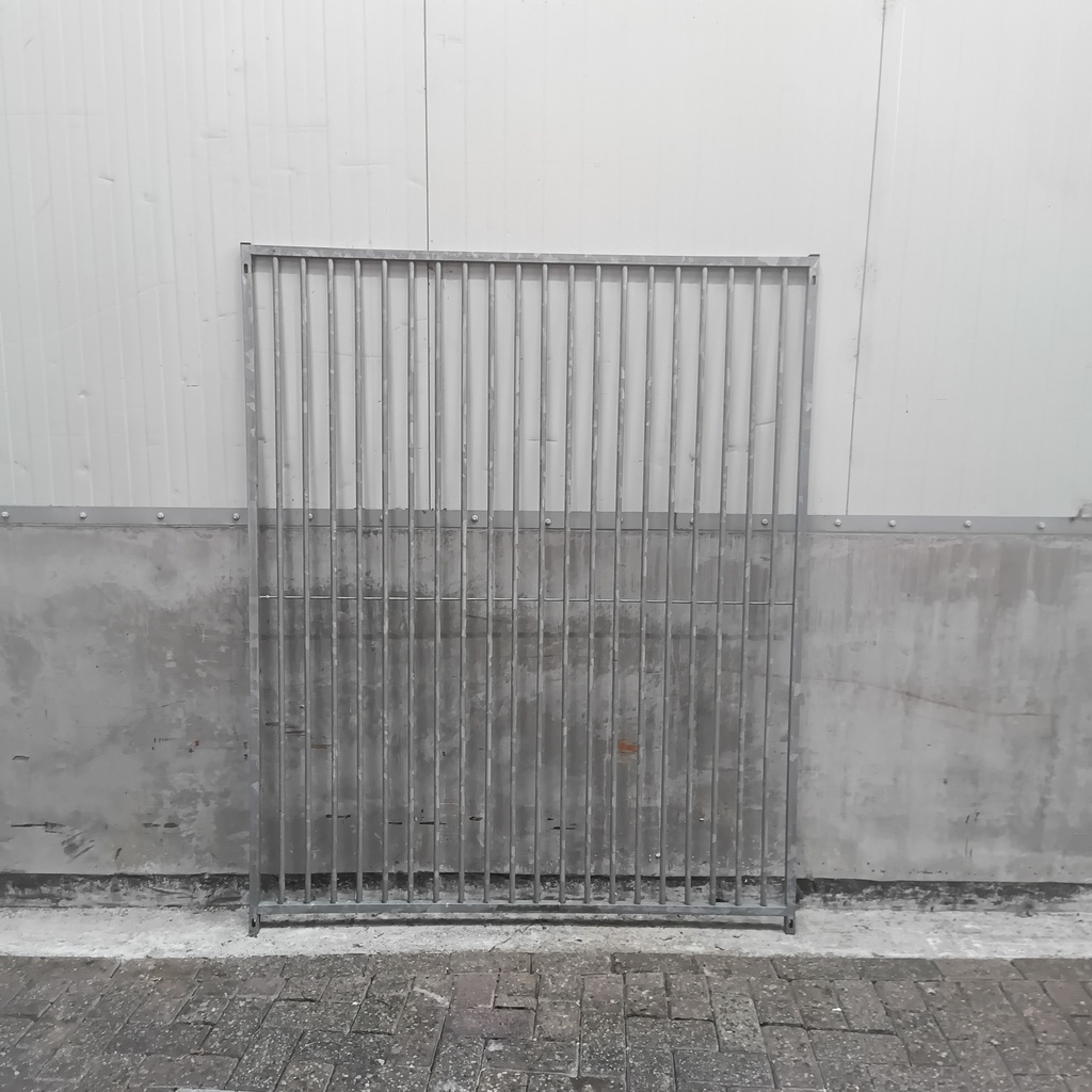 1,5m spijlen 5cm, gebruikt 