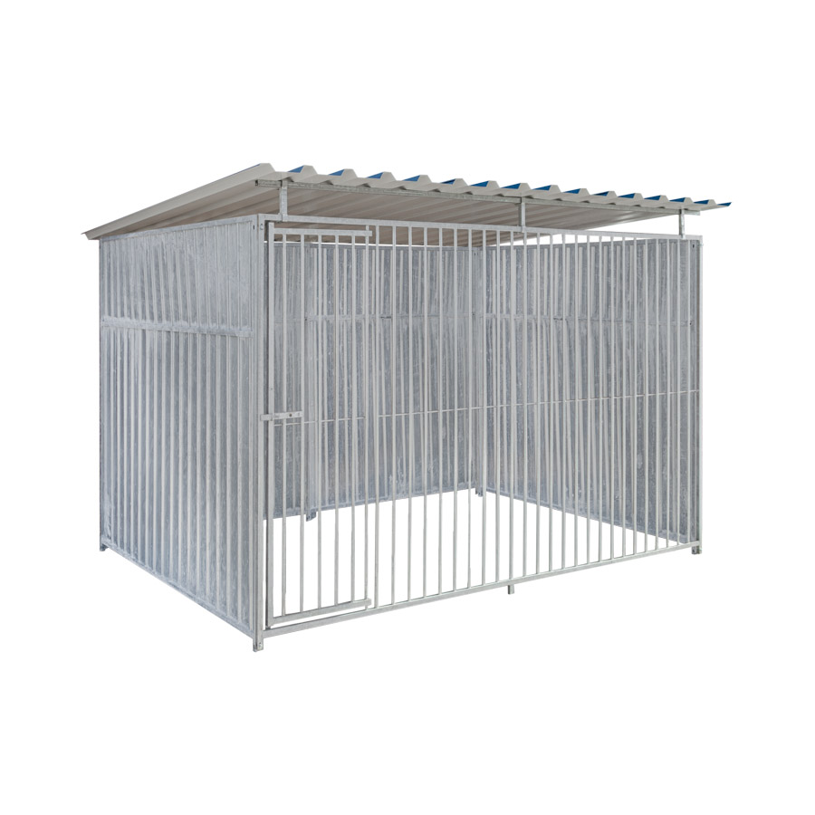 Geheel dicht damwand hondenkennel 3 X 1,5m compleet met dak